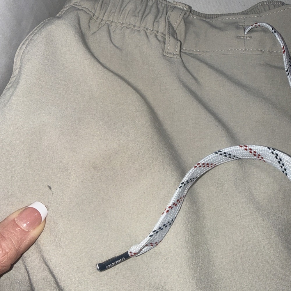 Chubbies Everywear Performance Shorts 6" Inseam Khaki Stretchy Beach Mens Large - Picture 3 of 13